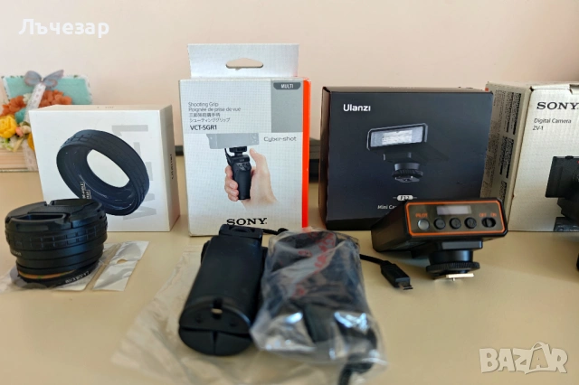 Sony ZV-1 Мега Кит, снимка 2 - Фотоапарати - 54443119