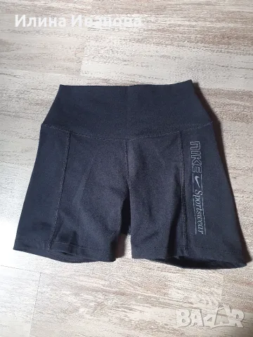 Дамски къси панталони Nike, снимка 5 - Къси панталони и бермуди - 55422070