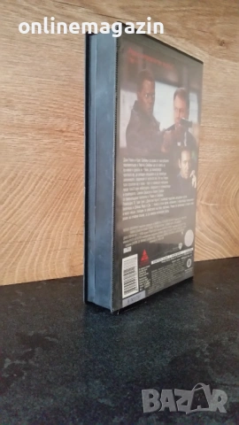 Видеокасета " ПАРЛАМЕНТЬОРЪТ " 1998 VHS , снимка 4 - Други жанрове - 54867373