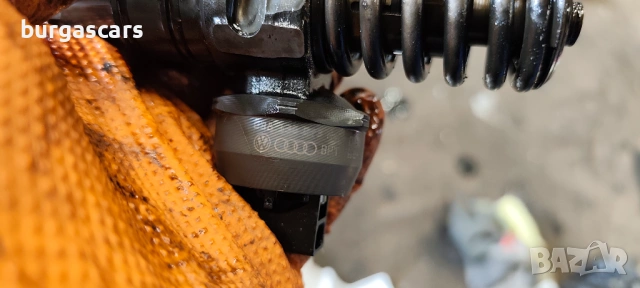 Дюзи 038 130 073 AG / 0414720215 VW Golf 5 1.9-105к.с. BKC, снимка 6 - Части - 54438877