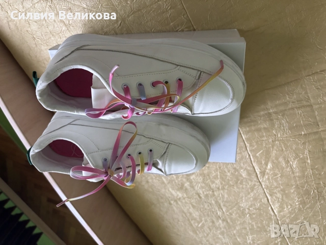 Дамски спортни обувки, снимка 4 - Маратонки - 55244179
