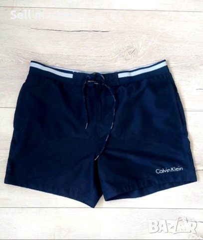 Calvin Klein ,size L