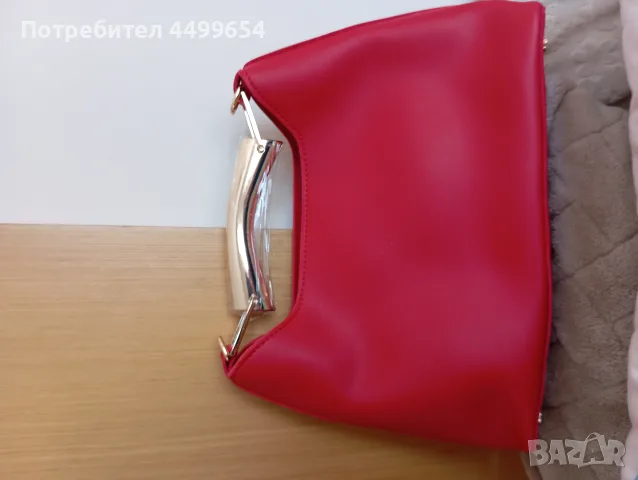 Дамска чанта червена