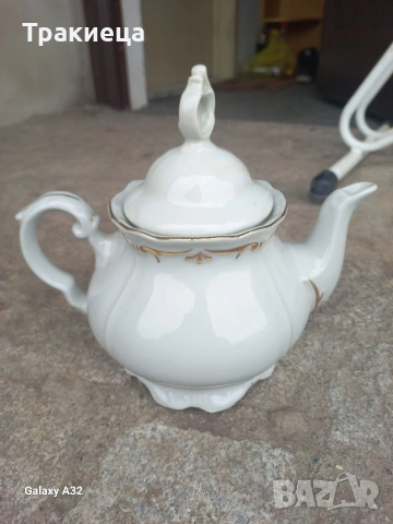 СТАР БЪЛГАРСКИ ПОРЦЕЛАНОВ ЧАЙНИК , снимка 5 - Антикварни и старинни предмети - 54025425