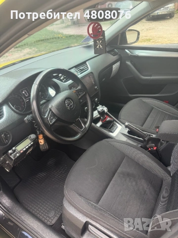 Шкода Октавия 2.0 TDI 150, снимка 8 - Автомобили и джипове - 54315291