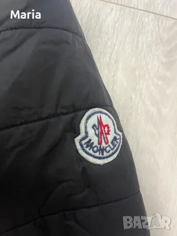 Детско зимно яке Moncler размер 110 (5 г.), снимка 4 - Детски якета и елеци - 55409083