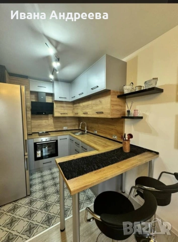 Двустаен апартамент под наем в Центъра
