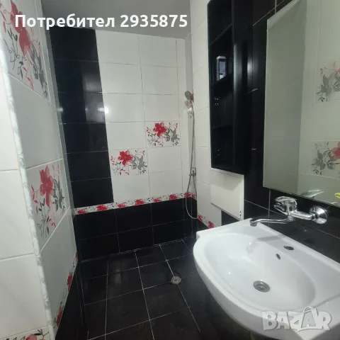 Просторен 3- стаен апартамент, снимка 12 - Апартаменти - 55699193