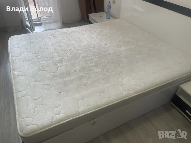 продава еднолицев матрак 164/190