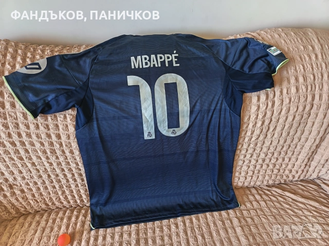 Продавам чисто нова оригинална фланелка на Реал Мадрид, размер 3ХЛ, но отговаря на 2ХЛ. , снимка 4 - Спортни дрехи, екипи - 55240120