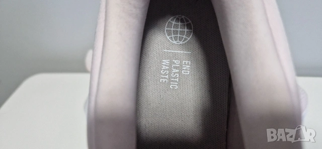 ADIDAS 42,2/3 номер, НОВИ , снимка 8 - Маратонки - 54421937