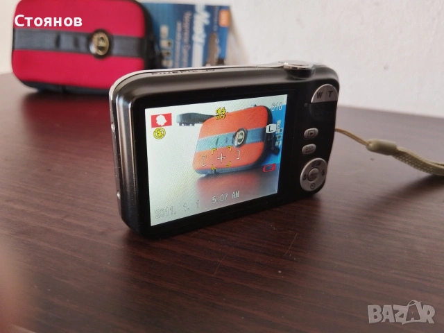 Лот камери FUJIFILM FinePix F20, F30, F40fd, F50fd, JV200, JV210 Japan, снимка 17 - Фотоапарати - 49686278