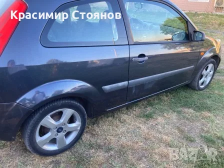 Продавам Форд фиеста 1.2 бензин с климатик, снимка 3 - Автомобили и джипове - 55438806