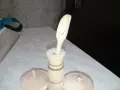Солница дървена две чашки с лъжичка нова Орешак, снимка 3