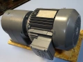 мотор редуктор SEW-EURODRIVE R60DT90S4 Helical Gear Box Motor 1.1kW, снимка 6
