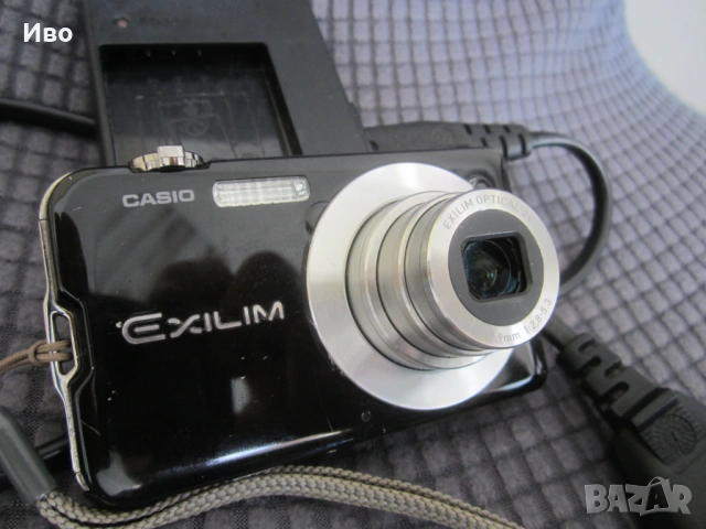 Компактен фотоапарат Casio Exilim EX-S12, снимка 4 - Фотоапарати - 54582272