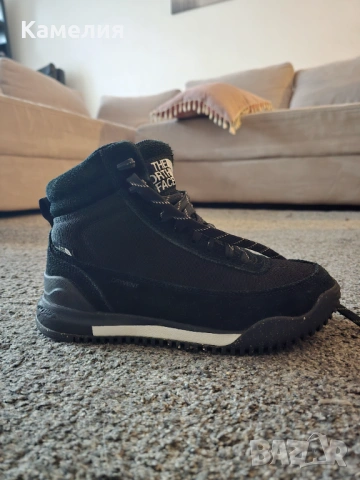 Обувки North face 