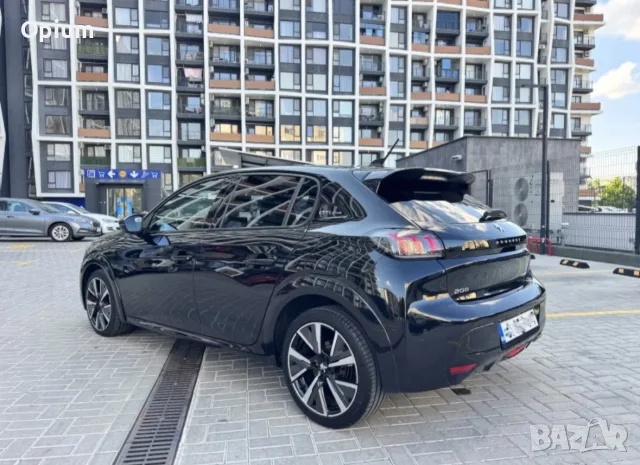 Peugeot 208 GT-Line , automatic, keyless, distronic, снимка 6 - Автомобили и джипове - 55508041
