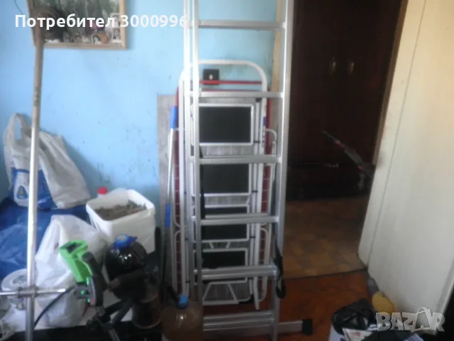 Продавам  алуминиева  нова  стълба  .