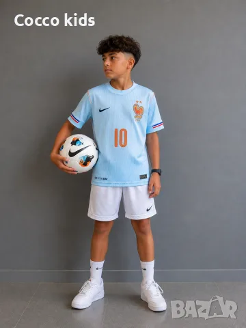 Детски футболни екипи на Мбаппе / Mbappe 10 ! НОВО, снимка 2 - Футбол - 55331691