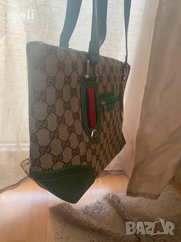 GUCCI Original. Blumarine Original. Серия Blugirl 100% Кожа, снимка 5 - Чанти - 39300906