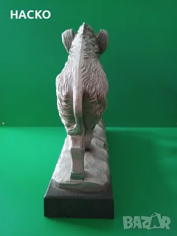 Статуетка на Диво Прасе , снимка 5 - Статуетки - 55531113