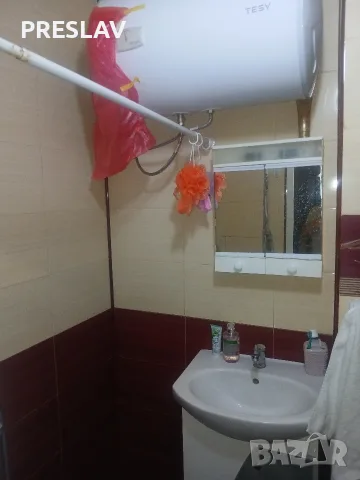 Продавам обзаведена гарсониера в гр Разград ,кв Бели Лом 56 ,ет 6, снимка 2 - Апартаменти - 55470683