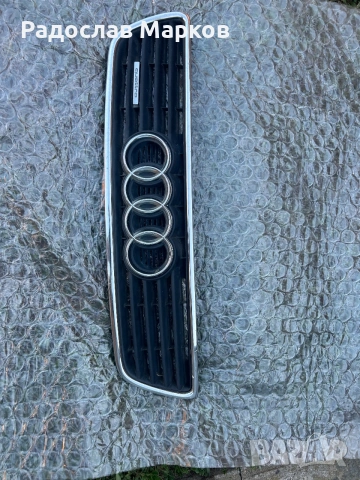 Оригинална предна решетка за Audi A6 C5 Quattro