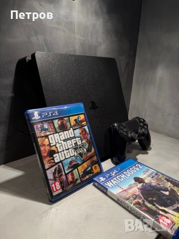 КАТО ЧИСТО НОВ Ps4 1TB + GTA 5 + Watch Dogs 2 + F1, снимка 2 - PlayStation конзоли - 54312893