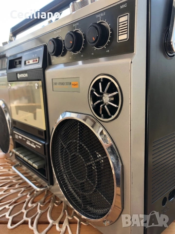 Радиокасетофон HITACHI TRK-8155E, снимка 8 - Радиокасетофони, транзистори - 54997712