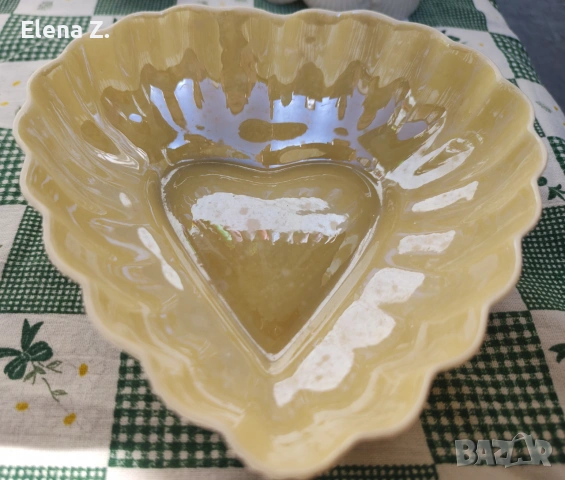 Belleek винтидж купички-сърца от фин ирландски порцелан, снимка 4 - Декорация за дома - 54966235