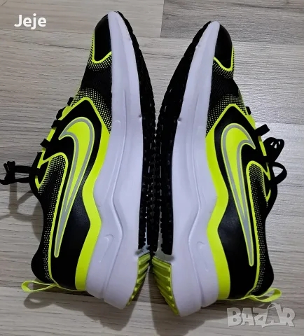Нови маратонки Nike номер 38.5 , снимка 4 - Детски маратонки - 55351449