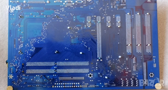 Комплект дънна платка GIGABYTE GA-P31-ES3G (Socket 775, DDR2) + процесор и охладител, снимка 2 - Части и Платки - 54661585