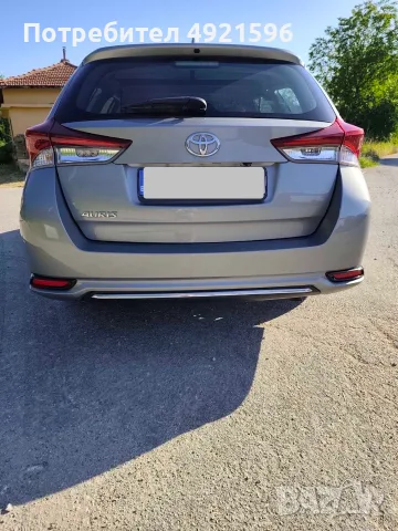 Продавам Toyota Auris