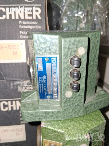 Пистов изключвател балуф BNS 519 с 1 2 3 4 5 писти крайни изключватели , снимка 3 - Други машини и части - 46692741