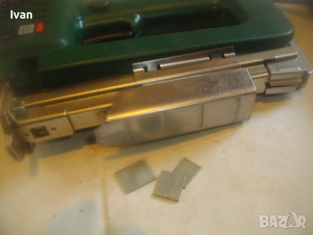 Като нов BOSCH PTK19E Немски оригинал ЕЛ.ТАКЕР БОШ Старо качество 1991г.Комбиниран 19мм с ел.контрол, снимка 6 - Такери - 54017679