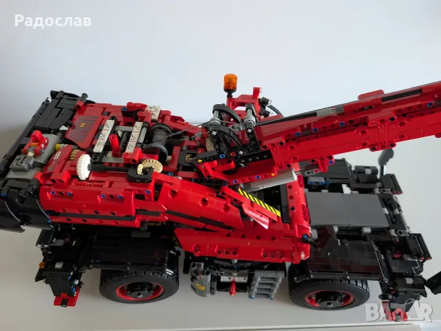 Lego Technic 42082 - Rough Terrain Crane, снимка 2 - Конструктори - 55601310