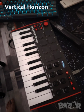 Клавиатура Akai MPK Mini Mk3, снимка 3 - Други - 54781726