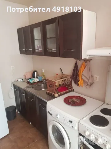 Продавам хладилник INDENZIT 