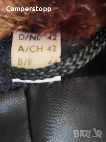 Damen Wintermantel Gr.42, снимка 4 - Палта, манта - 54797789