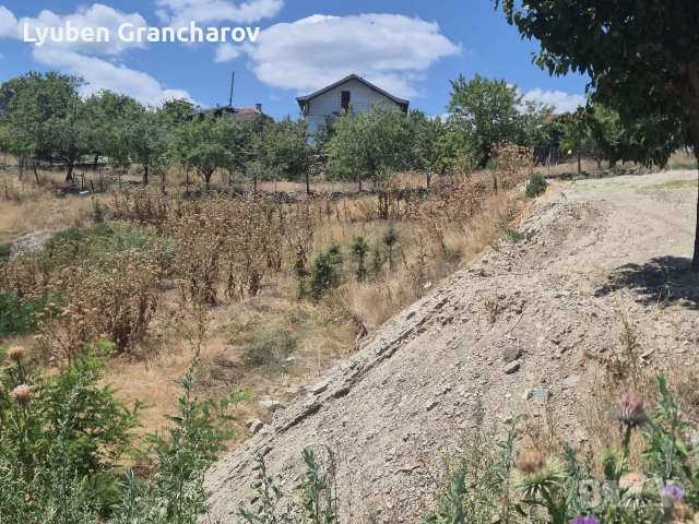 Терен за депониране, засипване с пръст, земя,почва