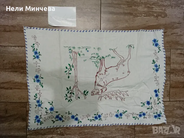 Ковьор за закачане на стена, ръчно бродиран, снимка 4 - Други - 55698523