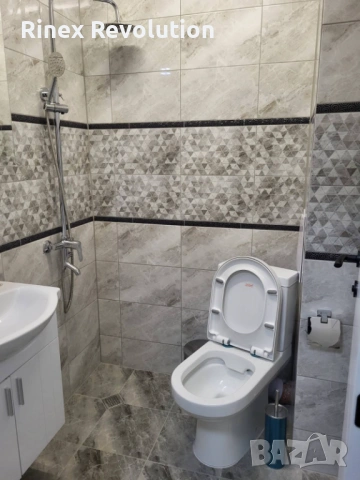 Двустаен апартамент под наем в Центътра, снимка 3 - Апартаменти - 54105432