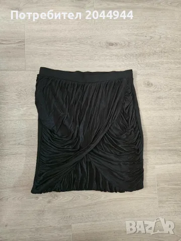 Къса драпирана пола H&M, снимка 4 - Поли - 55337442