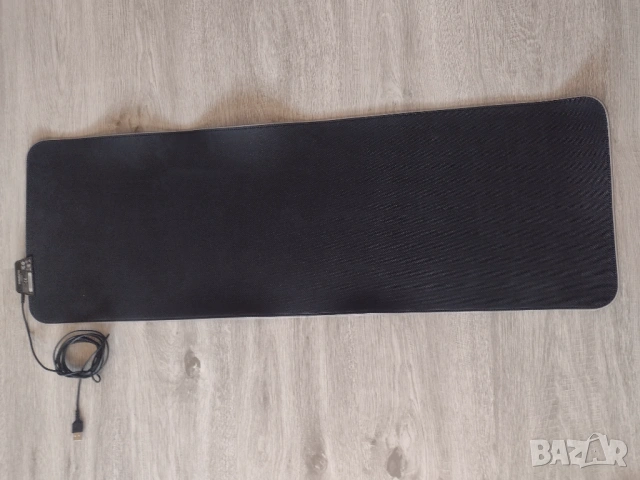 Подложка SteelSeries QCK Prism Cloth XL 90х30, снимка 4 - Джойстици и геймпадове - 54325059