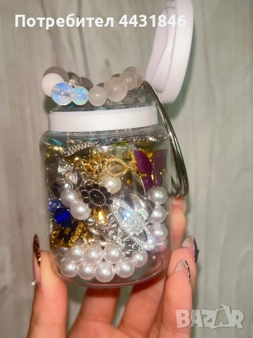 Уникален буркан с бижута, снимка 3 - Колиета, медальони, синджири - 54238336