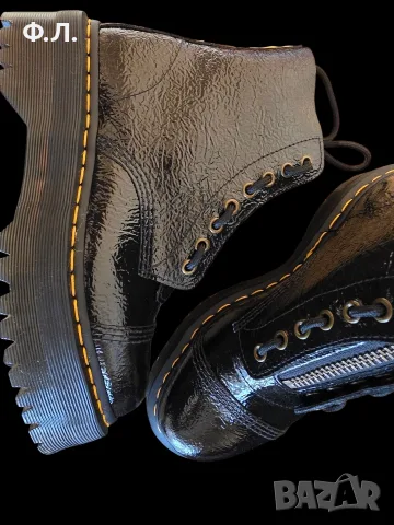 Dr.Martens Black Limited Edition, снимка 2 - Дамски боти - 55493569