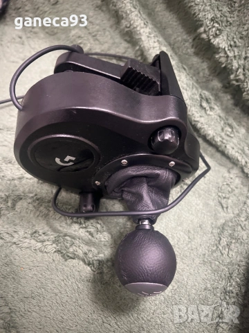 Волан с педали Logitech-923 shifter ps4 ps5 pc. , снимка 3 - Джойстици и геймпадове - 54348798