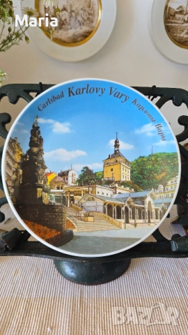 Красива порцеланова чиния за стена – Карлови Вари (Чехия) / Сувенир, снимка 2 - Антикварни и старинни предмети - 54736658