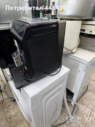 Кафемашина-робот Delonghi , снимка 10 - Кафемашини - 54357134